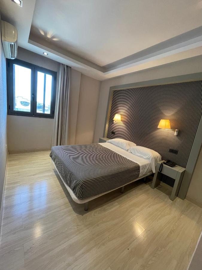 Apartamento Con Piscina Y Parking Apartment Valencia Luaran gambar